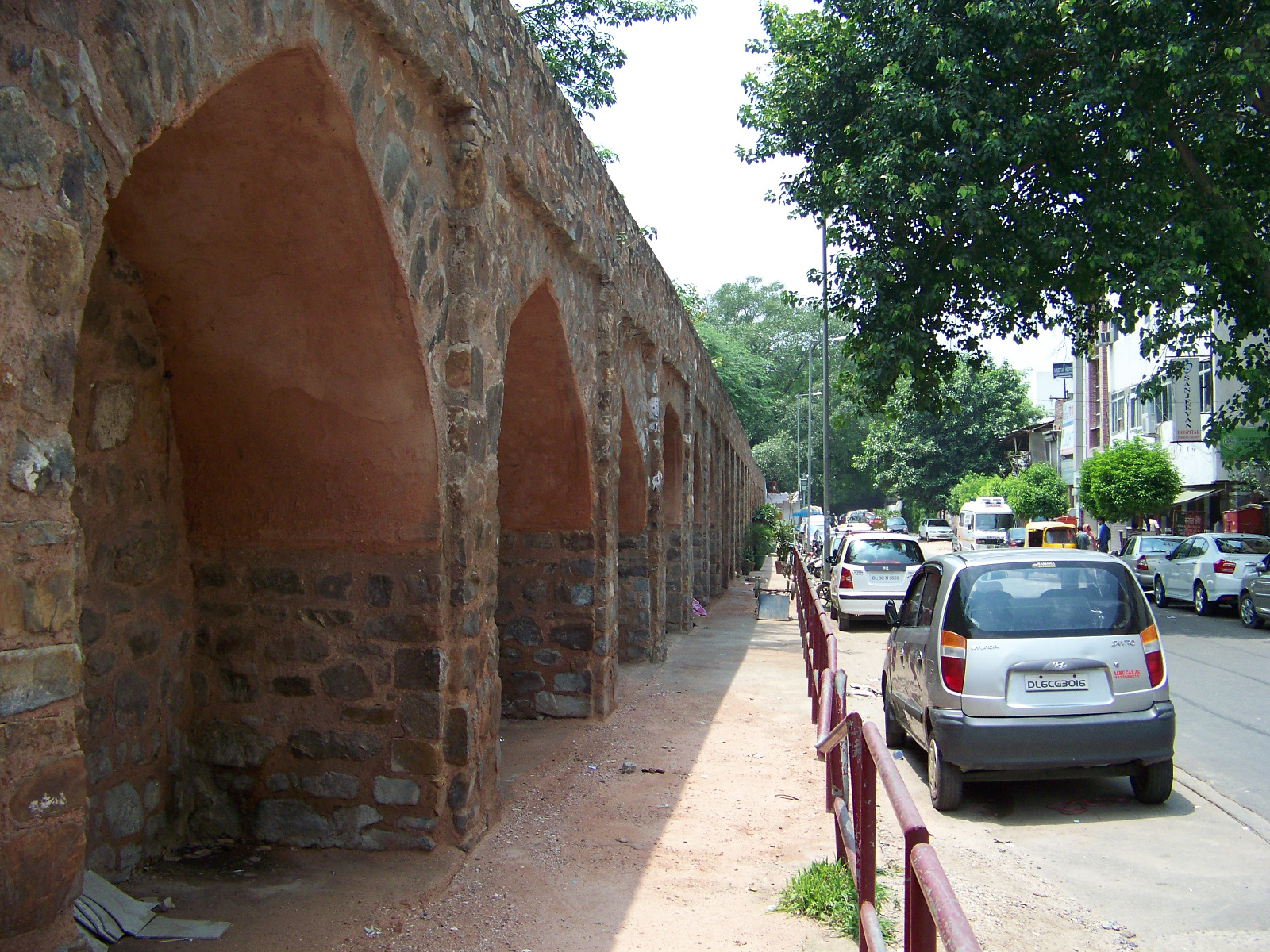 Backside of preserved wall segment in Ekta Sthal.