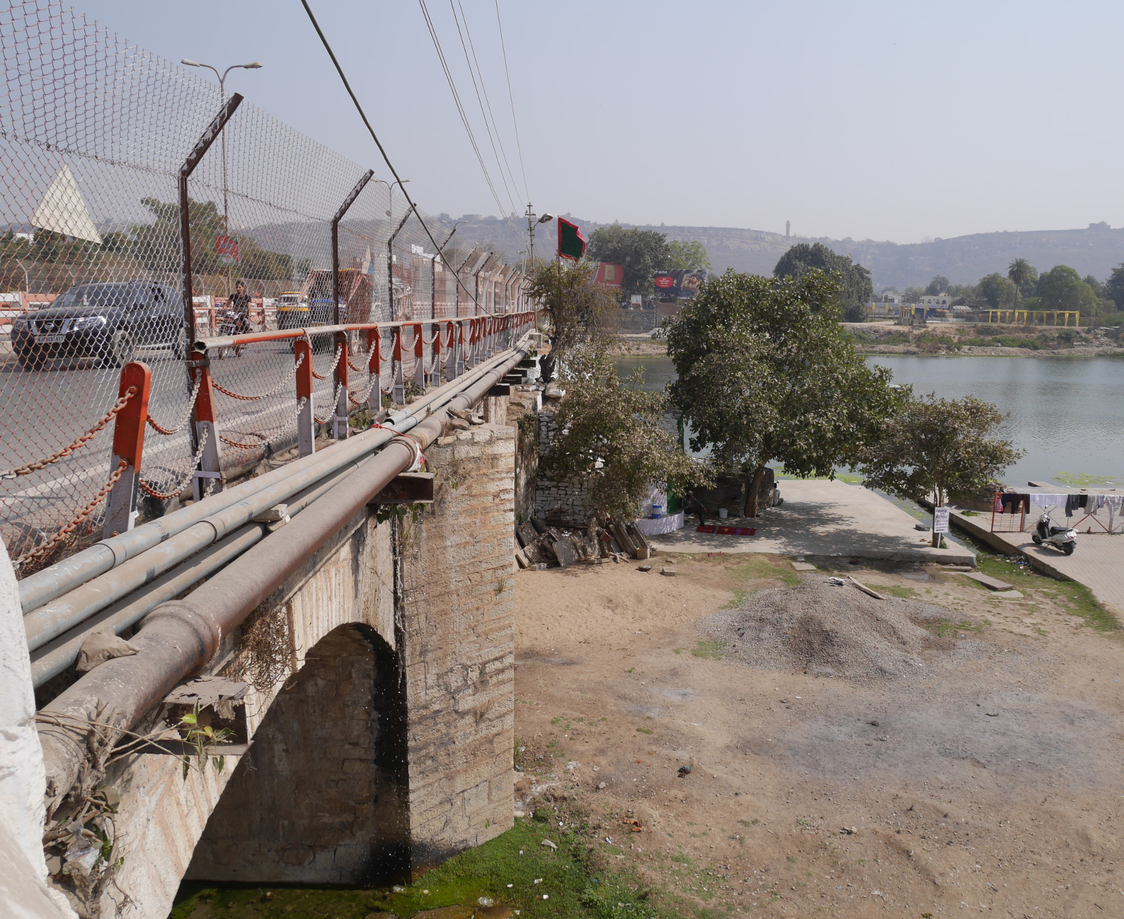 View of the Gambhiri bridge from the western bank.