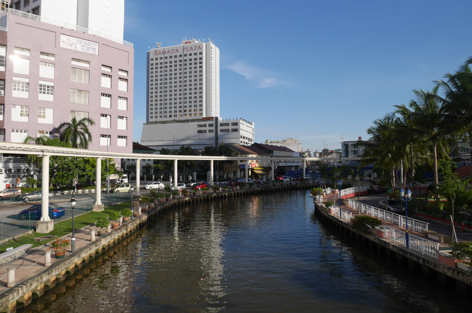 View of the monorail along the Malacca riverfront.